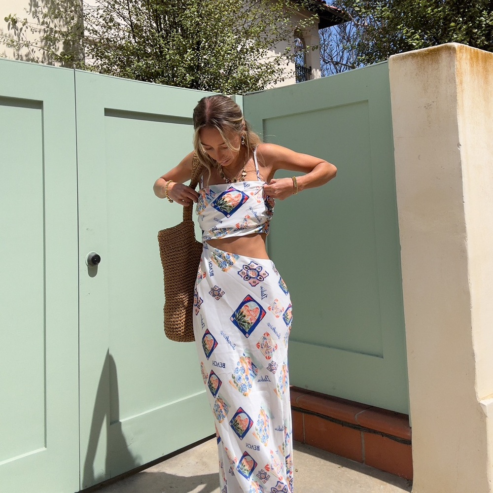 Beginning in Boutique asymmetrical dress